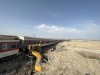 آخرین آمار حادثه قطار مشهد به یزد | عکس بیل مکانیکی که باعث ایجاد این حادثه شد